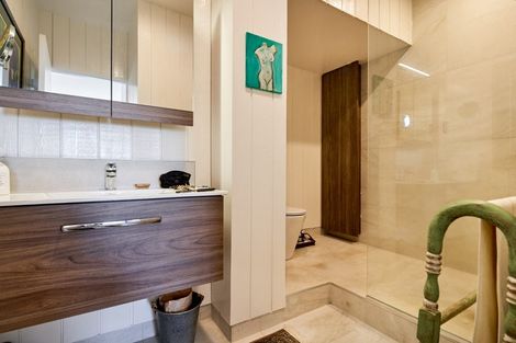 Photo of property in Tennyson Apartments, 4/25 Tennyson Street, Te Aro, Wellington, 6011