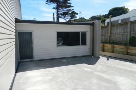 Photo of property in 9/19 Collins Avenue, Tawa, Wellington, 5028