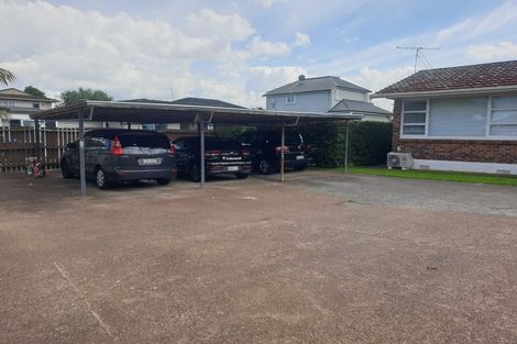 Photo of property in 2/17a Kitchener Road, Sandringham, Auckland, 1025