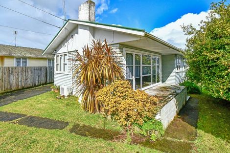 Photo of property in 51 Myers Road, Manurewa East, Auckland, 2102