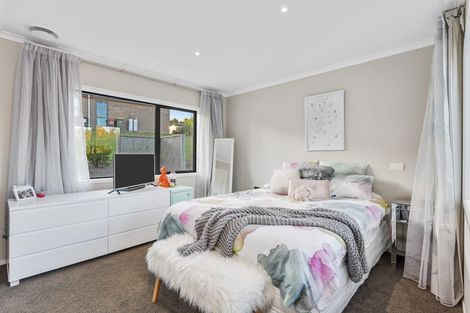 Photo of property in 108 Vaughans Road, Long Bay, Albany, 0792