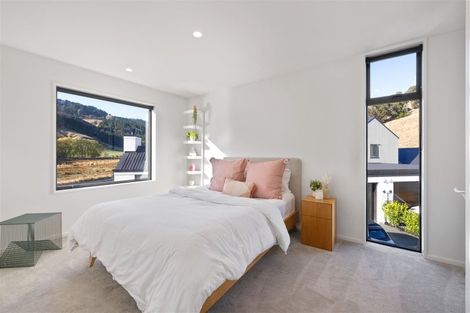 Photo of property in 5 Betty Roberts Lane, Cracroft, Christchurch, 8022