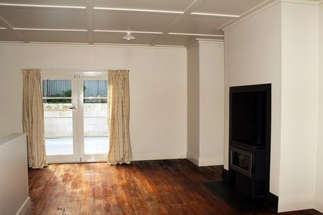 Photo of property in 26 Ure Street, South Hill, Oamaru, 9400
