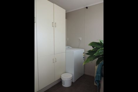 Photo of property in 13 Okoroire Street, Tirau, 3410