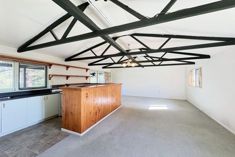 Photo of property in 123 Pomona Road, Kumeu, 0891