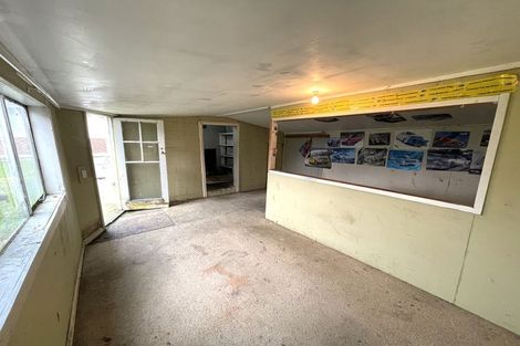 Photo of property in 71 Essex Street, Balclutha, 9230