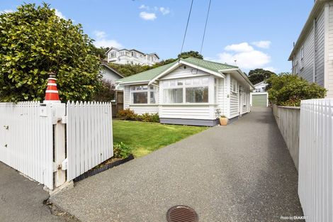 Photo of property in 11 Humber Street, Island Bay, Wellington, 6023
