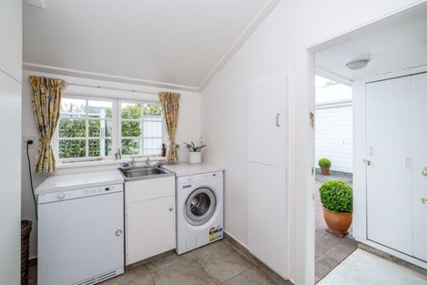 Photo of property in 17 Jellicoe Street, Greytown, 5712