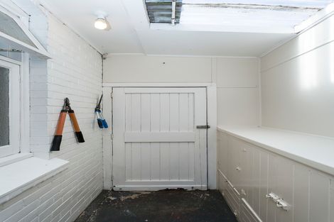 Photo of property in 74 Cutten Street, South Dunedin, Dunedin, 9012