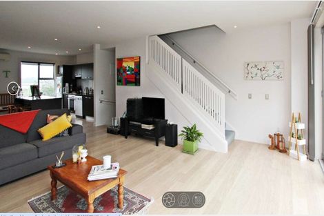 Photo of property in The Terraces, 13/9 Humber Street, Pandora, Napier, 4110