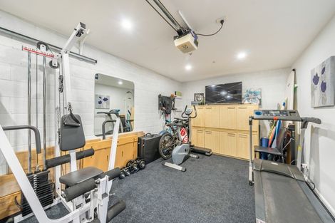 Photo of property in 87a Volga Street, Island Bay, Wellington, 6023