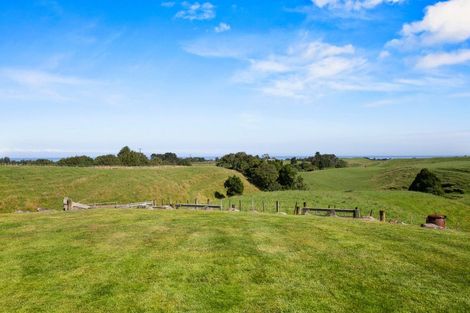 Photo of property in 169 Upper Pitone Road, Pitone, New Plymouth, 4374