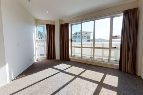 Photo of property in Stadium Garden Flats, 314/107 Thorndon Quay, Pipitea, Wellington, 6011