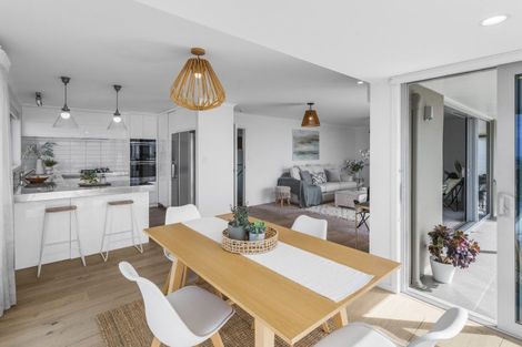 Photo of property in 82 Cliffs Road, Saint Clair, Dunedin, 9012