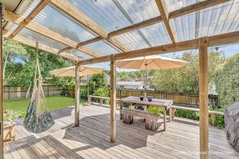 Photo of property in 91 Awaroa Road, Helensville, 0800