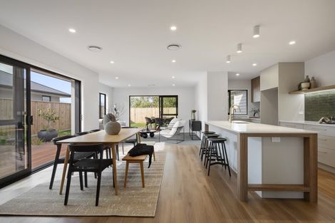 Photo of property in 114 Churcher Street, Maewa, Feilding, 4702