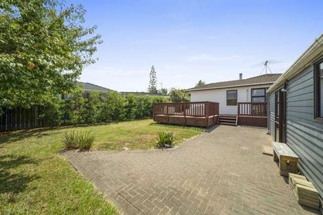 Photo of property in 12 Lyren Place, Half Moon Bay, Auckland, 2012