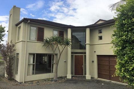 Photo of property in 92a Shakespeare Road, Milford, Auckland, 0620