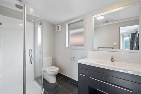 Photo of property in 3 Peppertree Glade, Kelvin Grove, Palmerston North, 4414