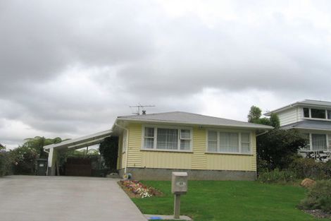 Photo of property in 69 Kiwi Crescent, Tawa, Wellington, 5028