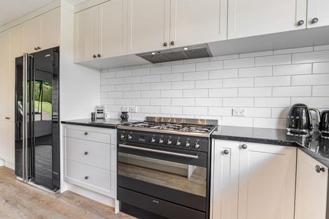 Photo of property in 46 Broadwood Rise, Kumeu, 0892