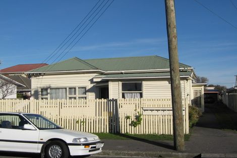 Photo of property in 174 Shaw Avenue, New Brighton, Christchurch, 8083