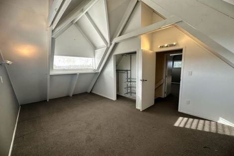 Photo of property in 2/40 Mirrabooka Avenue, Botany Downs, Auckland, 2010