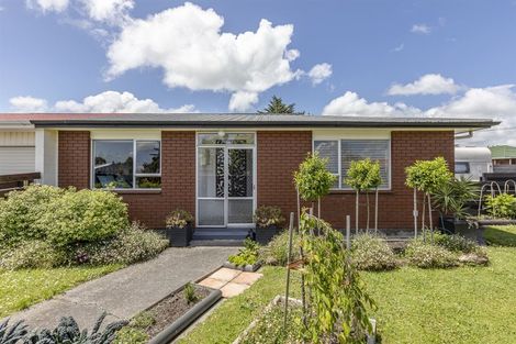 Photo of property in 73 East Street, Feilding, 4702