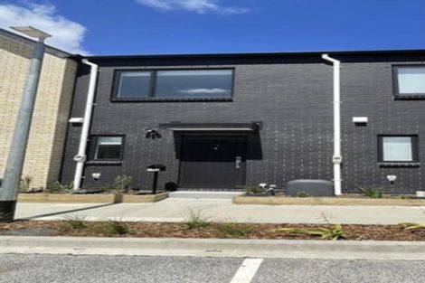 Photo of property in 8/125b Metcalfe Road, Ranui, Auckland, 0612