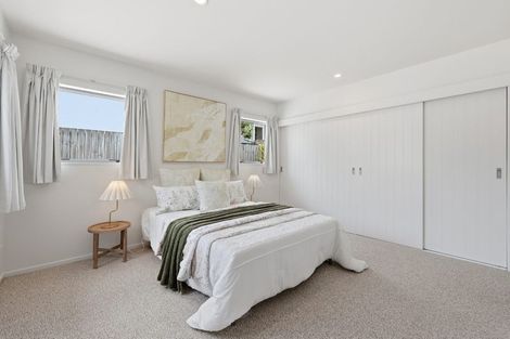 Photo of property in 218a Sturges Road, Henderson, Auckland, 0612