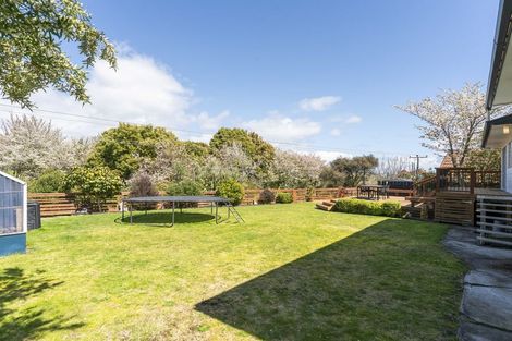 Photo of property in 14 Kempton Place, Richmond Heights, Taupo, 3330