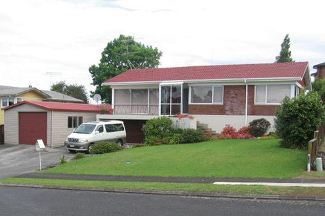 Photo of property in 11 Blyton Lane, Pakuranga Heights, Auckland, 2010