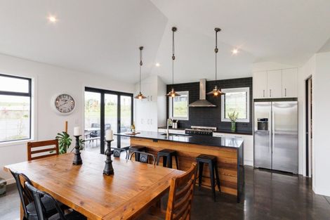 Photo of property in 10 Beechwood Road, Feilding, 4779