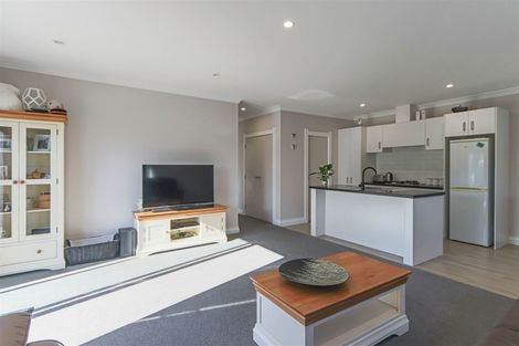 Photo of property in 5 Manatu Lane, Inglewood, 4330