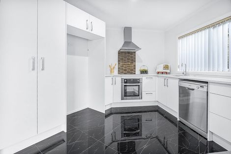 Photo of property in 17 Charlotte Crescent, Dinsdale, Hamilton, 3204