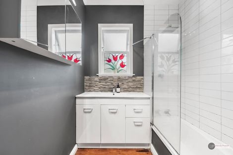 Photo of property in 14 Raymond Terrace, Fairfield, Lower Hutt, 5011