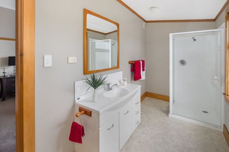 Photo of property in 6 Strathavon Road, Miramar, Wellington, 6022