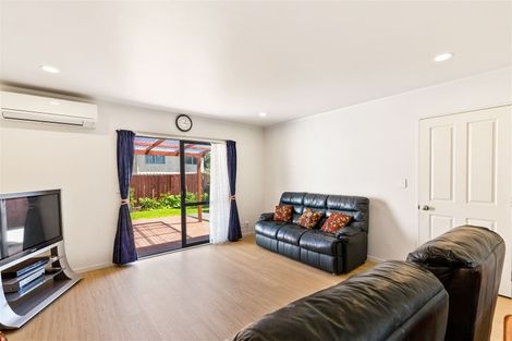 Photo of property in 22 Albizia Avenue, Henderson, Auckland, 0612