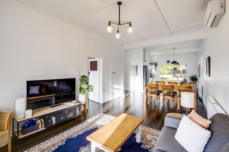 Photo of property in 48 Latham Street, Napier South, Napier, 4110