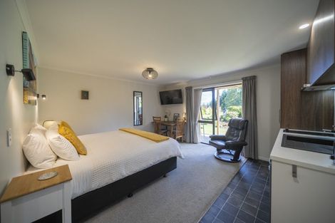 Photo of property in 423a Te Anau-mossburn Highway, Te Anau, 9672