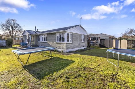 Photo of property in 53 Lyndhurst Crescent, Aranui, Christchurch, 8061