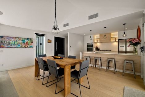 Photo of property in 7 Morepork Way, Arthurs Point, Queenstown, 9371