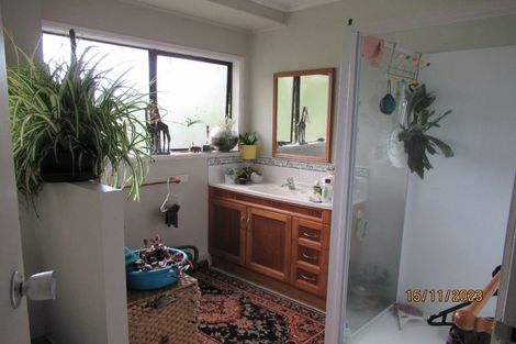 Photo of property in 656b Beach Road, Browns Bay, Auckland, 0630