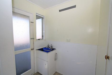 Photo of property in 2/47 South Road, Blagdon, New Plymouth, 4310