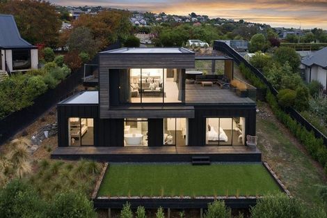 Photo of property in 3 Selleck Street, Mount Pleasant, Christchurch, 8081