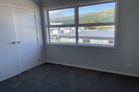 Photo of property in 20 Bluff Road, Kenepuru, Porirua, 5022