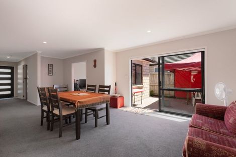 Photo of property in 19 Marion Crescent, Papamoa Beach, Papamoa, 3118