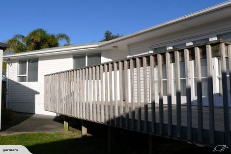 Photo of property in 20 Edgar Pearce Place, Howick, Auckland, 2014