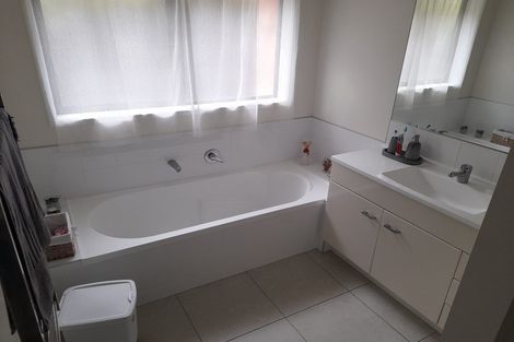 Photo of property in 14 Tieke Place, Horahora, Whangarei, 0110