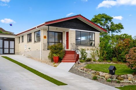 Photo of property in 1a Aries Place, Kawaha Point, Rotorua, 3010